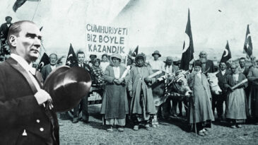 102 Yıldır Kesintisiz Bağlılıkla İzindeyiz