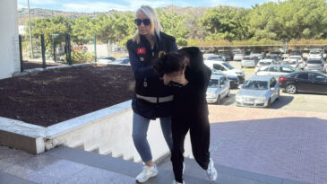 19 Yaşında Doğum Yapan Genç Kadın, Bebekle Kaçtı