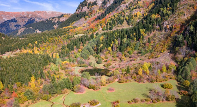 Rutav Gölü Manzarası