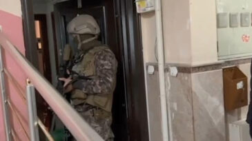 5 İlde Su&ccedil; &Ouml;rg&uuml;t&uuml; Operasyonu: 30 Tutuklama