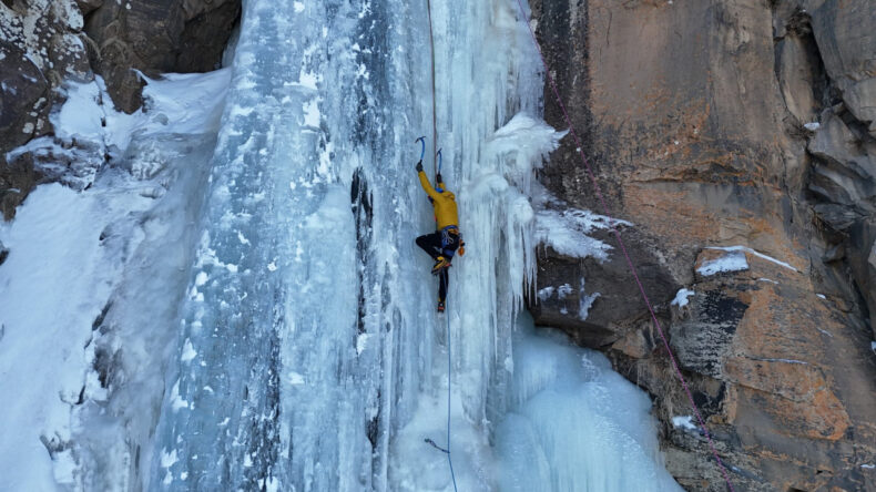 60'lı Yaşlarda İki Dağcı Hayatını Kaybetti