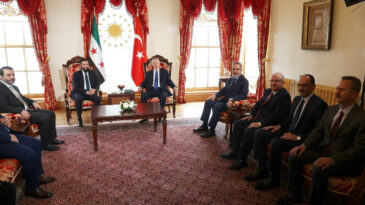 ABD Basını İddia Etti: Türkiye'den Suriye'ye Silah Desteği