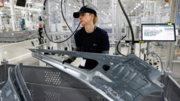 ABD'de İmalat Göstergesi Beklentinin Altında Kaldı