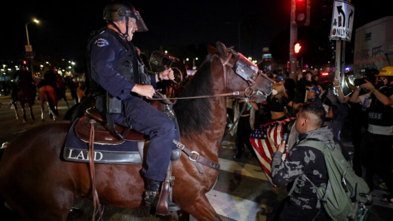 ABD'de "Krallara Hayır" Protestoları Yoğun İlgi Gördü