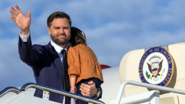 ABD'den Tel Aviv'e Kritik Ziyaret