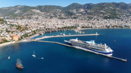 Alanya'da Turizm Sezonu Uzadı, Doluluk Oranı Artış Gösterdi