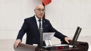 Alevi Raporu Erdoğan ve Bah&ccedil;eli'ye Sunuldu