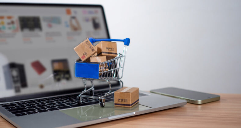 Alışverişte Trump Dönemi: Siparişler Gümrüğe Takılıyor