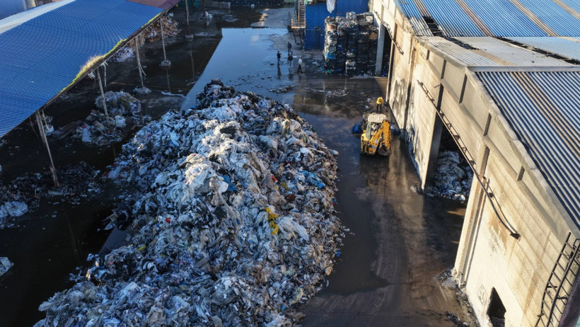 Geri Dönüşüm Tesisinde Yangın