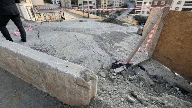 Ankara’da İnşaat Kazısında Toprak Kayması, 17 Katlı Bina Tahliye Edildi