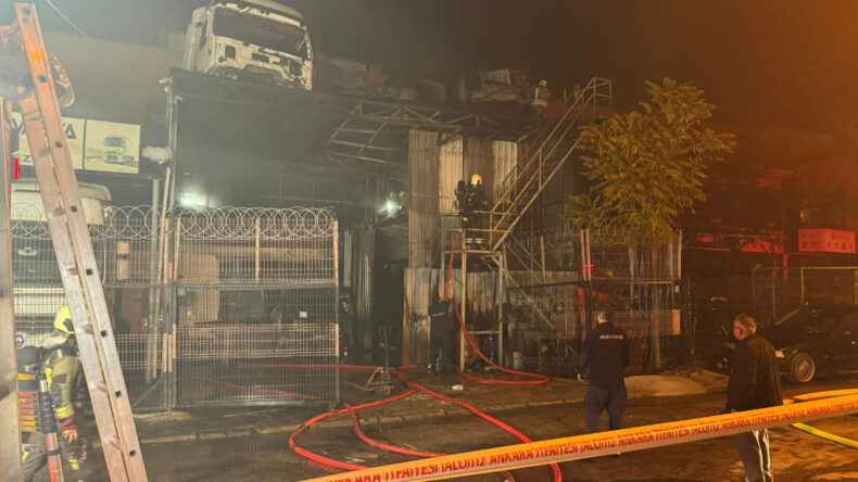 Ankara’da Sanayi Sitesinde Yangın: Tamirhane Kül Oldu