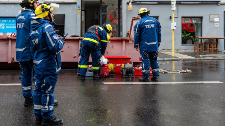 Apartmanda Şömine Patladı: 41 Yaşındaki Kadın Hayatını Kaybetti