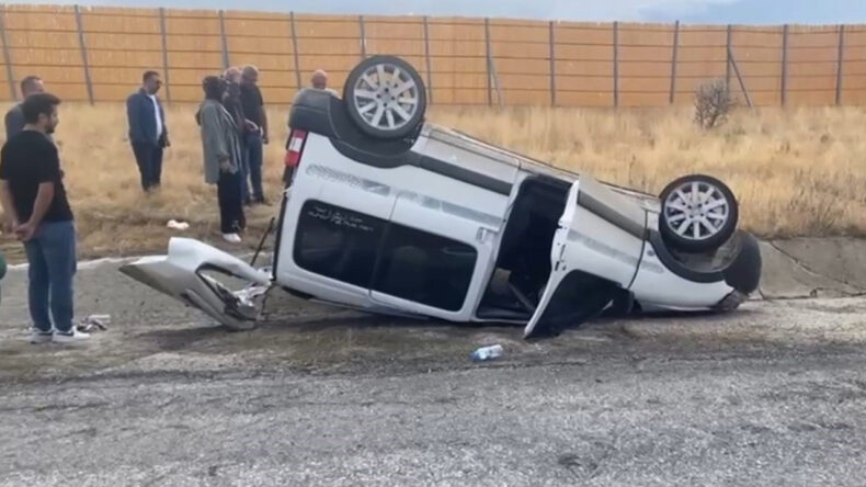 Ara&ccedil; Ters D&ouml;nerek Kaza Yaptı: 2&rsquo;si &Ccedil;ocuk, 4 Yaralı