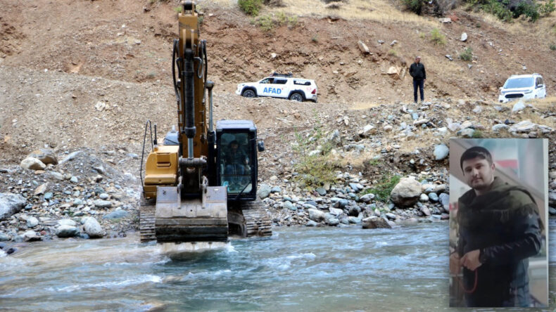 Avaşin Deresi'nde Kayıp İbrahim İçin Ekskavatörle Arama Çalışmaları
