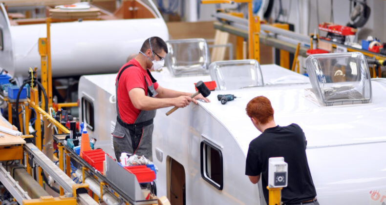 Avrupa Sanayi Sektörü Tehlike Çanları Çalıyor