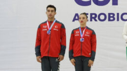 Ayşe Begüm Onbaşı ve Can Derviş Gümüş Madalya Kazandı