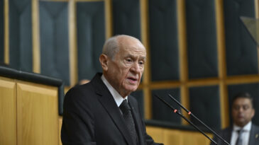 Bah&ccedil;eli: &Uuml;lkemize kalıcı bahar havası gelecek