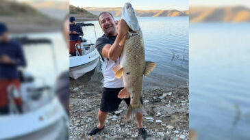 Baraj G&ouml;l&uuml;nde Dev Turnaya Rastlandı