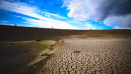 Baraj gölündeki doluluk oranı 4.5 ayda yüzde 80'den yüzde 4'e düştü