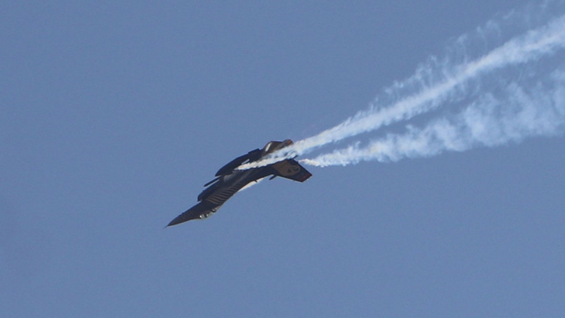 Seyirciler SOLOTÜRK'ü İzliyor