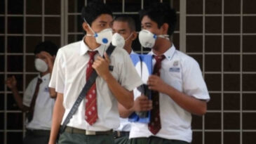 Binlerce Öğrenci Grip Oldu, Eğitime Ara Verildi