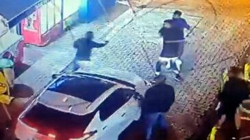 Bir Kişiyi &Ouml;ld&uuml;ren ve Diğerini Yaralayan Saldırgan Yakalandı