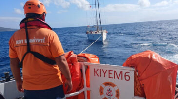 Bodrum A&ccedil;ıklarında S&uuml;r&uuml;klenen Tekne Başarıyla Kurtarıldı