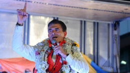 Bolivya'da Paz, 20 Yıllık İktidara Son Verdi