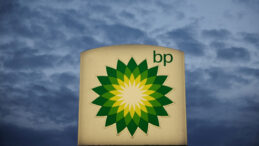 BP’nin Kârı Zayıf Petrol Ticareti Nedeniyle Düşüşte