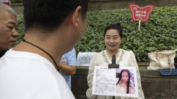 Bu Parkta Her Hafta Sonu &Ccedil;&ouml;p&ccedil;atan Pazarı D&uuml;zenleniyor