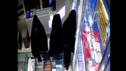 Çarşafla Kamufle Olup Kuyumcuyu Soydular