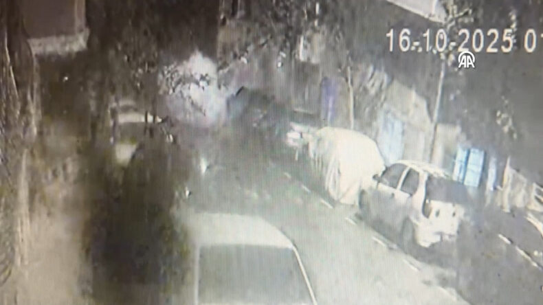 Cezaevinden Yeni Çıkan Şahsın Evine El Yapımı Patlayıcı Atıldı