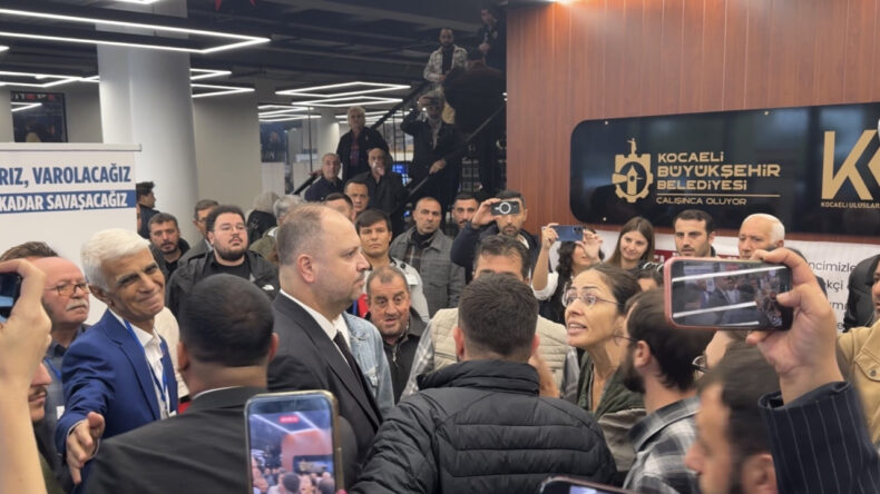 CHP İl Kongresinde Gergin Anlar