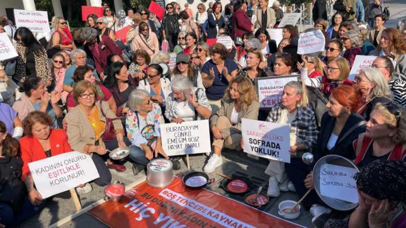 CHP'lilerden 'Boş Tencere' Eylemi