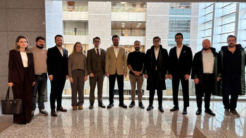 Cumhurbaşkanı'na Hakaretten Yargılanan Avukat Beraat Etti