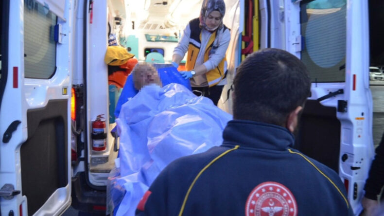 Dehşet: 5 Kişi Tarafından Saldırıya Uğrayan İlyas Çar, 11 Yerinden Bıçaklandı