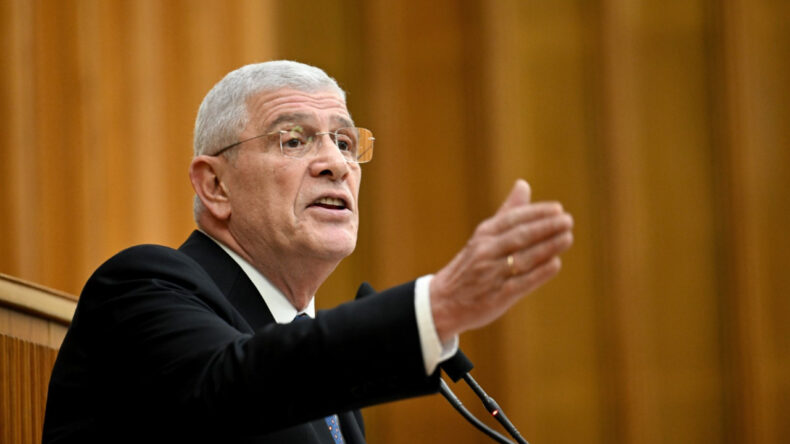 DEM Partililerin 'Biji Serok Apo' Haykırışına İYİ Partiden Sert Yanıt