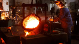 Demir Cevheri Fiyatları Çin'deki Talep Beklentileriyle Düştü