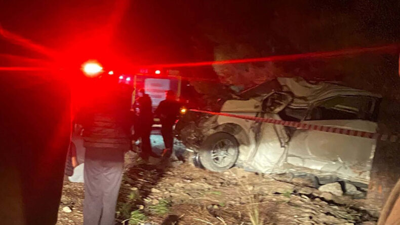 Denizli'de Minibüs Kazası: İki Kişi Hayatını Kaybetti