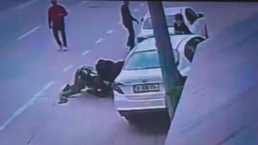 Drift Yapan S&uuml;r&uuml;c&uuml;, Polise Saldırıp İntihar Girişiminde Bulundu