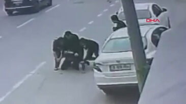 Drift Yapan S&uuml;r&uuml;c&uuml;, Polisle Tartıştı ve Silahını Almaya &Ccedil;alıştı