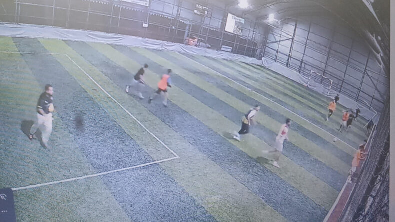 Edremit Canisi Halı Sahada Ateş Açtı