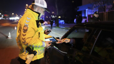 Ehliyet Yenileme S&uuml;resi Uzatılmadı