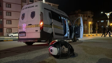 Ehliyetsiz S&uuml;r&uuml;c&uuml;, Bir Gen&ccedil; Kızın Hayatına Mal Oldu