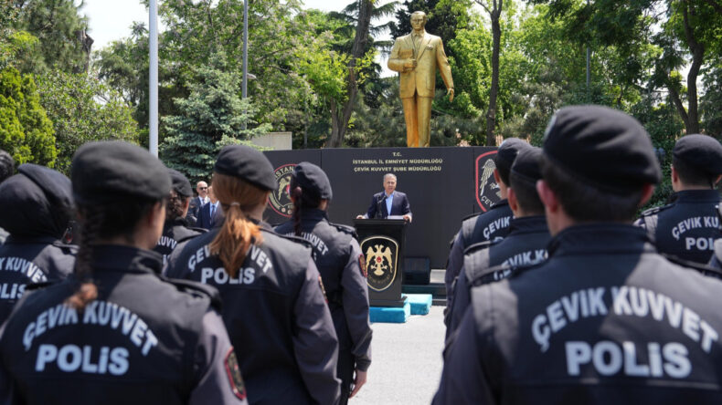 Emniyet'in 'Yıldız' Uygulamasına Tepki: Polisler Eylem Yapacak