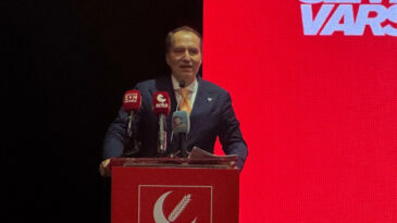 Erbakan'dan İktidara Sert Eleştiriler