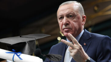 Erdoğan'dan Sahte Diploma İncelemesi İ&ccedil;in Talimat