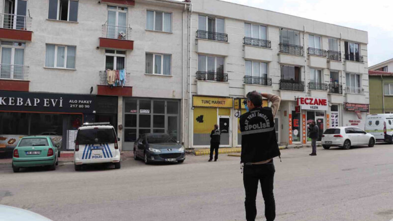 Eşinin Bulunduğu Binaya Ateş Açtı