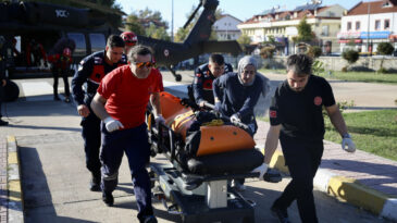 Fethiye'deki Hava Oyunları'nda &Uuml;z&uuml;c&uuml; Kaza