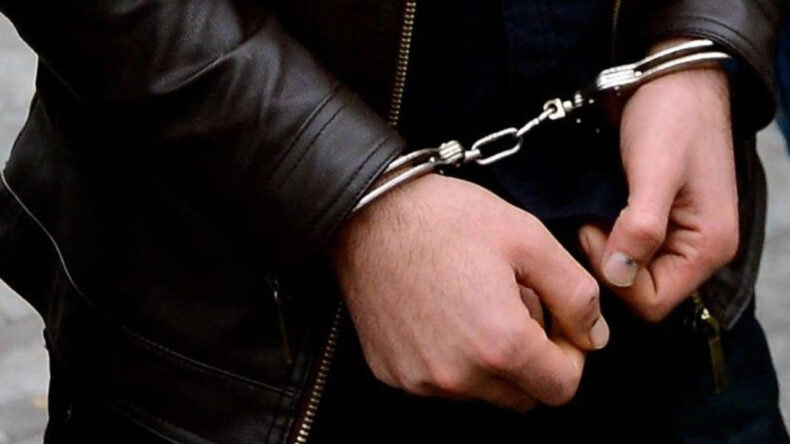 FET&Ouml; Operasyonu: 11 İlde 10 Kişi Tutuklandı